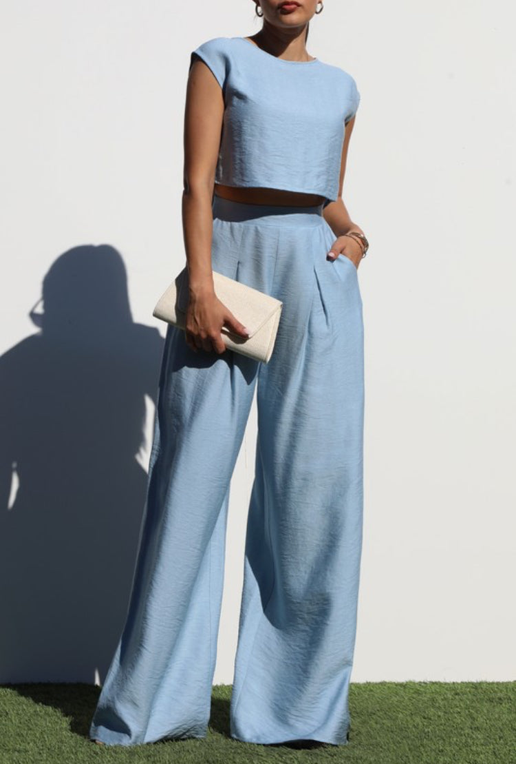“Relaxed Elegance Set”