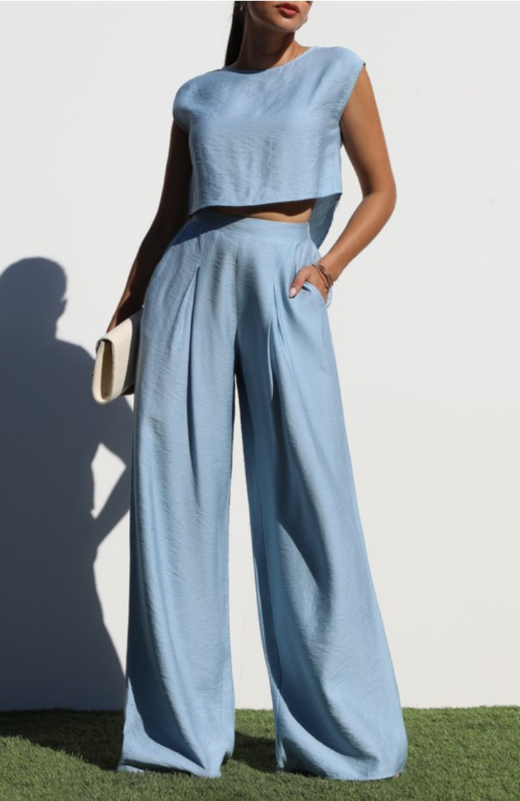 “Relaxed Elegance Set”